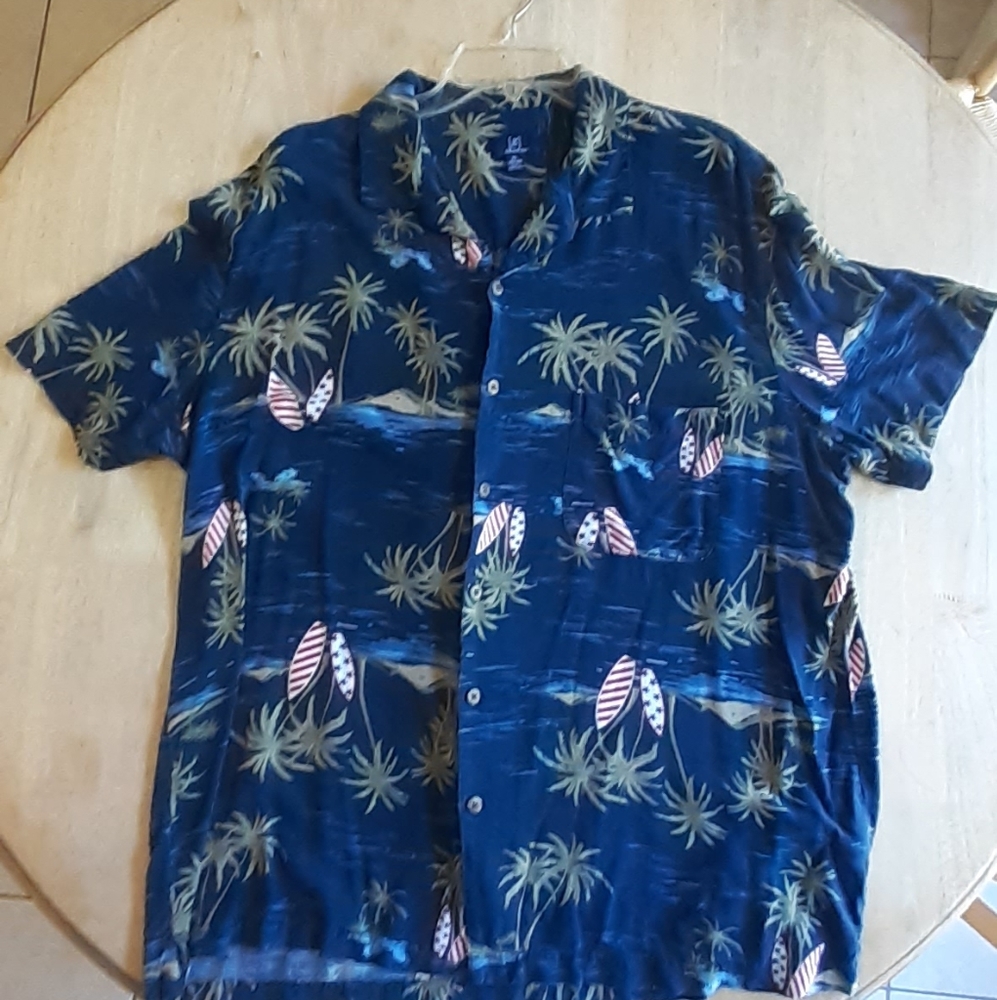 Men's shirt